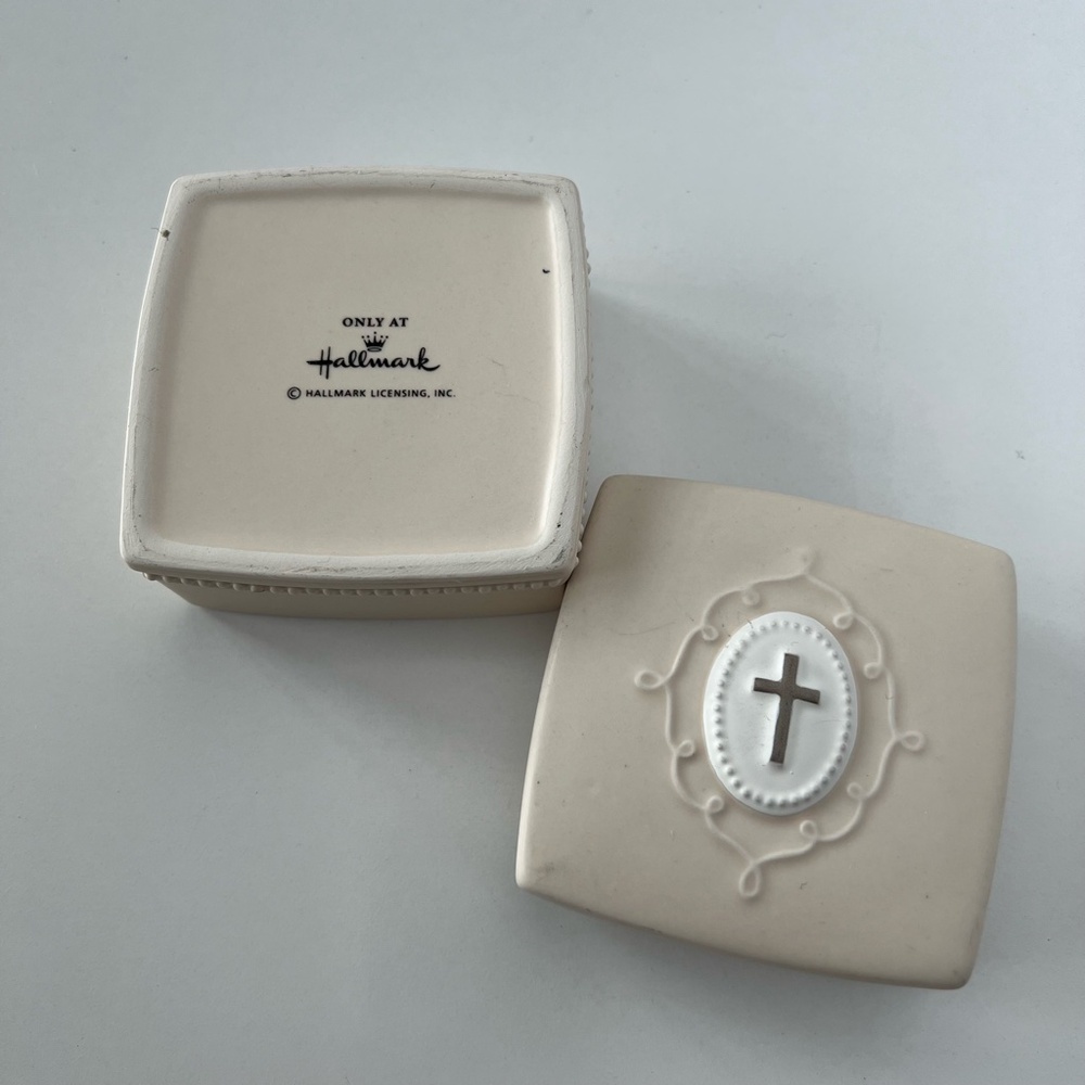 Hallmark Cross Trinket Box - Picture 3 of 6